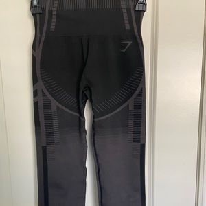 Gym Shark Geo Seamless Cropped Leggings